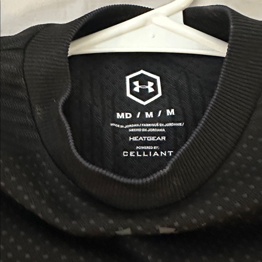 Under Armour Heat gear celliant long sleeve top Crop - Picture 7 of 8